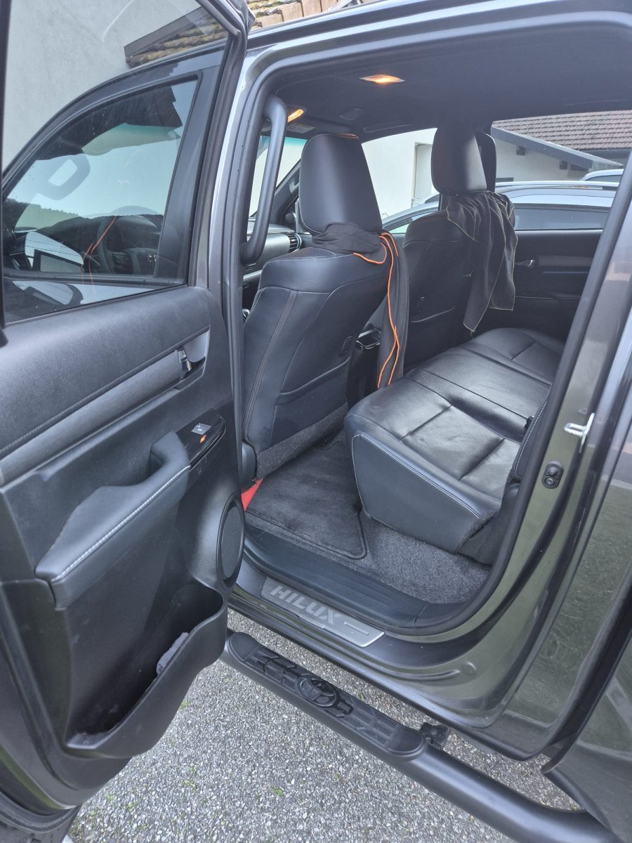 Toyota Hillux Invincible 2.8 D-4D X-Tra Cabine Invincible 4WD BVA RC21